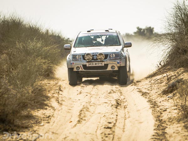 2017 Maruti Suzuki Desert Storm: Sanjay Agarwal And CS Santosh Lead After Leg 2