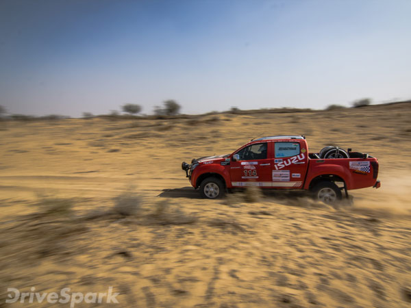 2017 Maruti Suzuki Desert Storm: Sanjay Agarwal And CS Santosh Lead After Leg 2