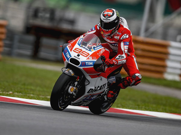 Lorenzo Will Test Thump-Operated Brake In Australia