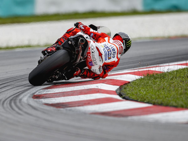 Lorenzo Will Test Thump-Operated Brake In Australia
