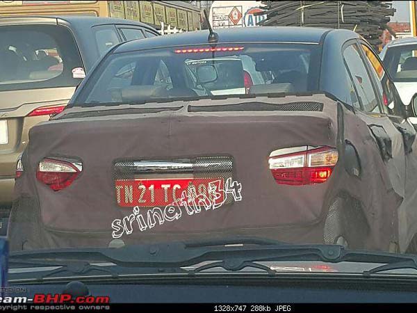 2017 Hyundai Xcent Spotted Testing Again; India Launch By March