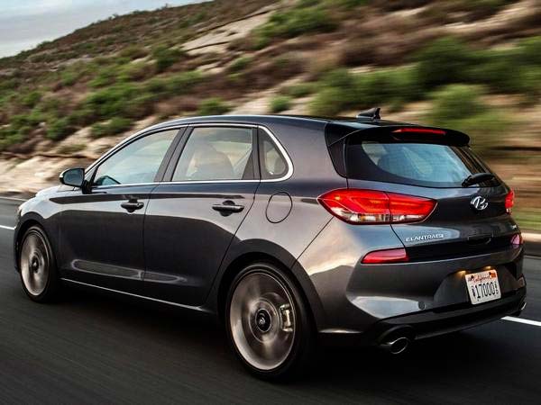 The 2018 Hyundai Elantra GT Sport Is A 201bhp Hot Hatch; Unveiled Globally