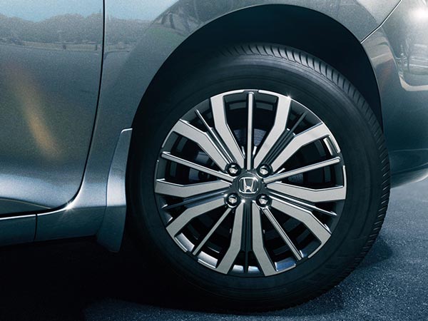 2017 Honda City Facelift vs. Old City: 5 Key Changes