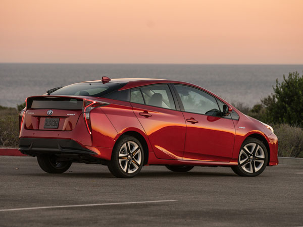 Toyota Achieves 10 Million Hybrid Vehicle Sales Across The Globe