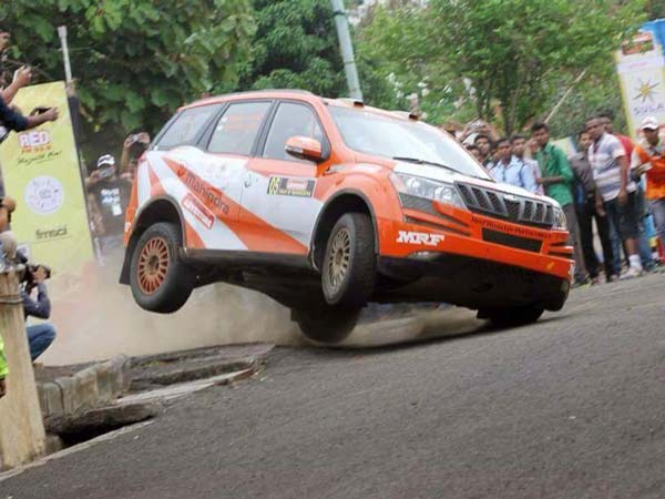 India's Two Top Sportspersons Try A Hand At Powerboat Racing