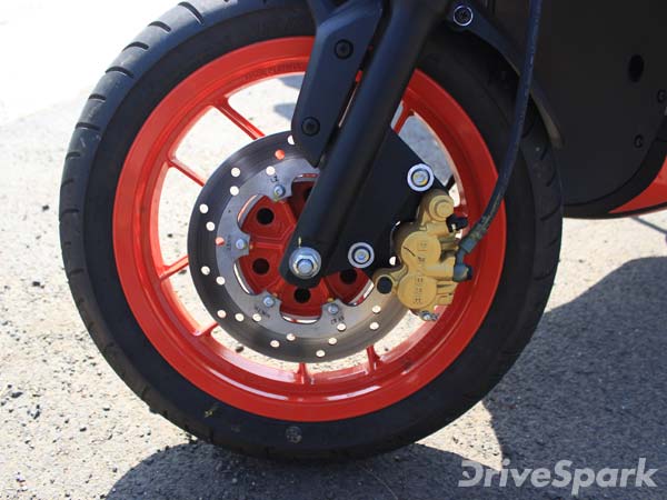 Aprilia SR150 Race First Ride Review — Is It Worth The Extra Three Grand?