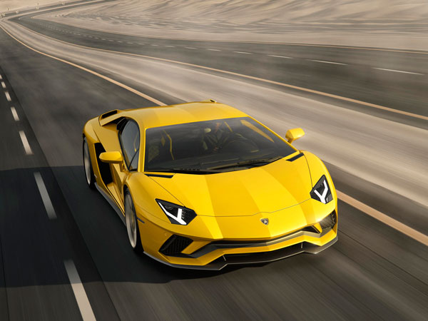 Lamborghini Aventador S India Launch Date Confirmed For March 3