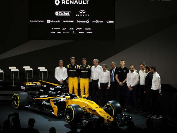 Renault Unveils Its 2017 Formula 1 Car