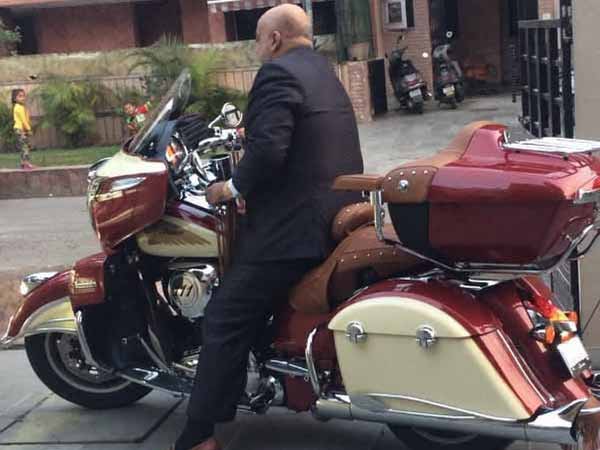 Proud Son Gifts His Dad A Motorcycle Worth Rs 45 Lakh On Wedding Anniversary