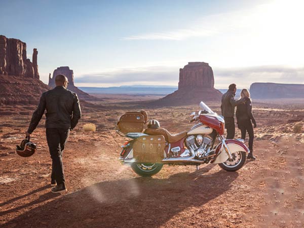 2017 Indian Roadmaster Classic Unveiled
