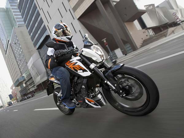 2017 KTM Duke 200 Launching In India Today — What To Expect?