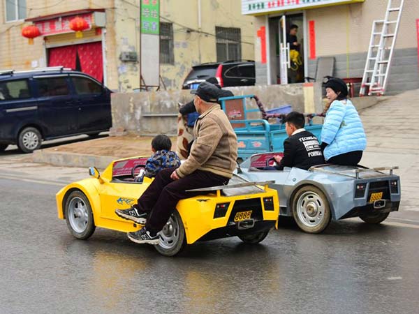 Chinese Farmer Builds Miniature Lamborghinis For Grandson