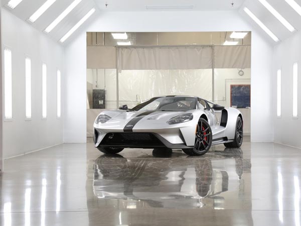 Ford GT Competition Series Drops The Heavy Stuff; Will Be Unveiled At The Daytona 500 