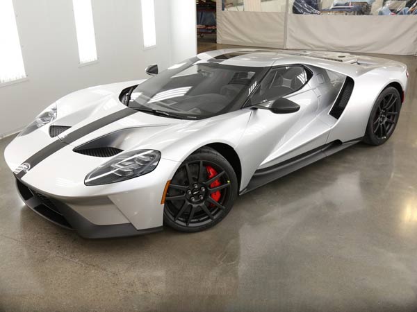 Ford GT Competition Series Drops The Heavy Stuff; Will Be Unveiled At The Daytona 500 