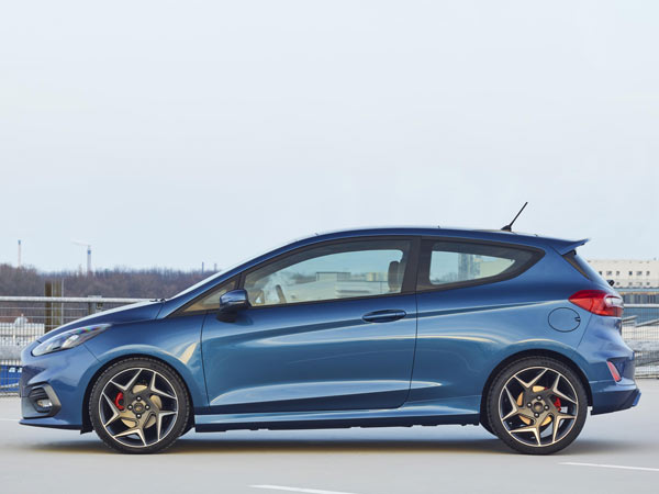2018 Ford Fiesta ST Gets A Cylinder Less — Is it Still Powerful?