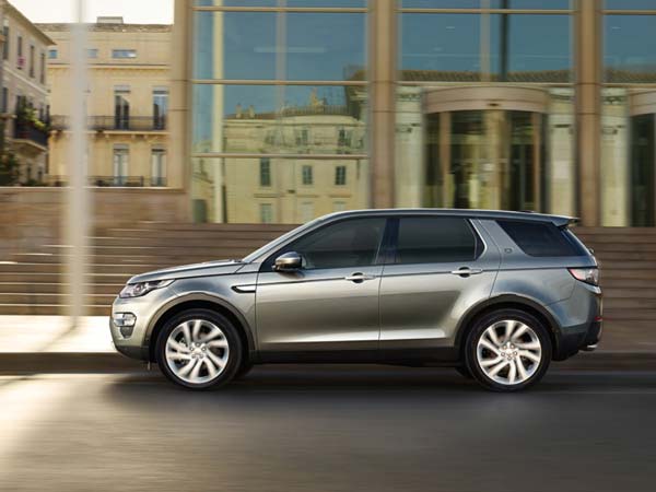 Land Rover Discovery Sport 2.0-Litre Diesel Model India Launch In April