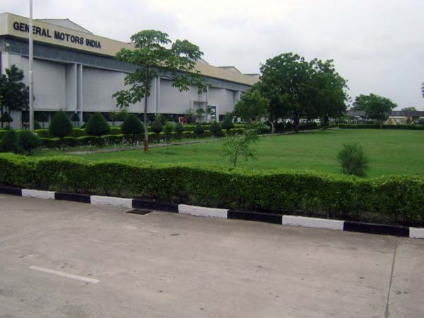 Gujarat's First Automotive Factory Is Set To Shut Down After 21 Years!