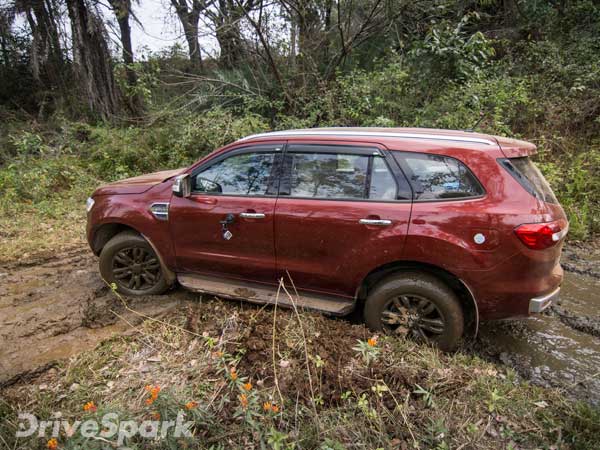 Ford Endeavour Off-Road Capabilities Explored To The Full In The Great Outdoors Of Bangalore
