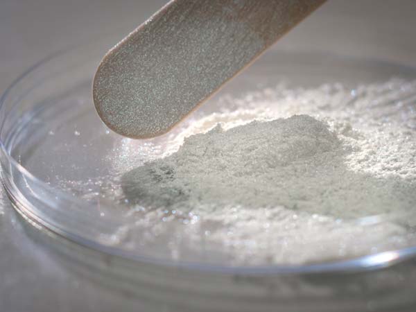 Rolls-Royce Ghost Elegance Features Paint Made Out Of Crushed Diamonds