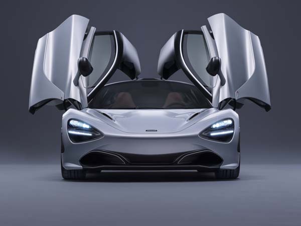 2017 Geneva Motor Show: McLaren 720S Revealed
