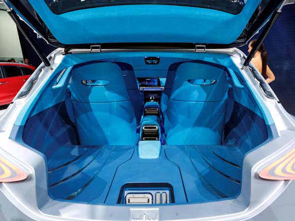 Hyundai FE Fuel Cell Concept Revealed At The 2017 Geneva Motor Show