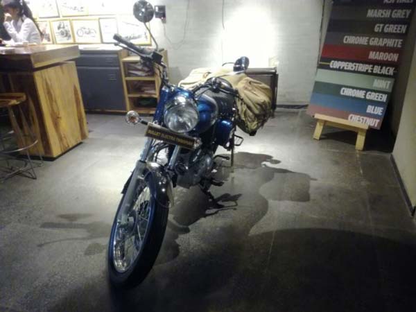 Royal Enfield Launches Electra 350 With BSIV Compliant Engine And AHO