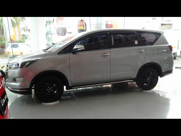 Toyota Innova Crysta Touring Sport To Be Launched In India Soon Toyota Innova Crysta Touring Sport To Be Launched In India Soon