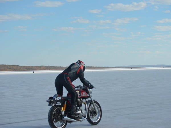 Royal Enfield Continental GT Breaks Australian Land Speed Record