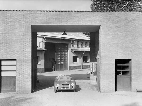 Ferrari Celebrates 70 Years Since Its First Car Was Manufactured Ferrari Celebrates 70 Years Since Its First Car Was Manufactured