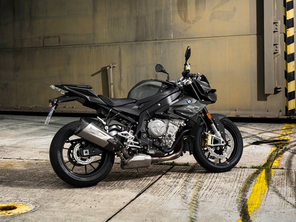 2017 BMW S1000R Launched By BMW Motorrad