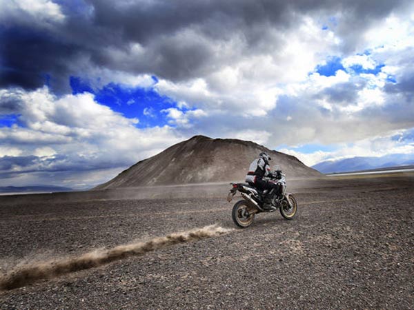 Honda Africa Twin Breaks Record For Highest Altitude Climb By Twin-Cylinder Bike