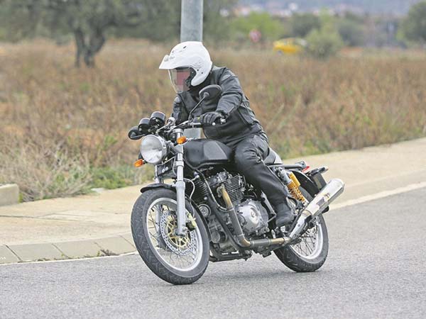 Royal Enfield Twin-Cylinder 750cc Continental GT Spotted Testing In India