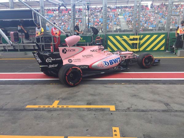 Australian Grand Prix — Lewis Hamilton Clinches Pole Position