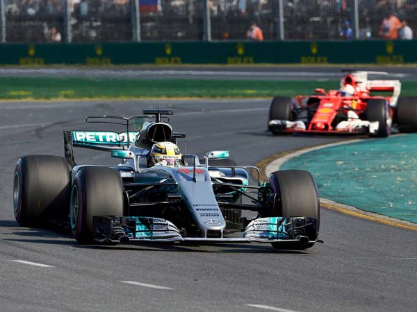 Sebastian Vettel Wins 2017 Australian Grand Prix
