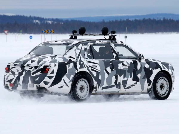 Spy Pics: Vladimir Putin's Kortezh Presidential Limo Spotted Testing