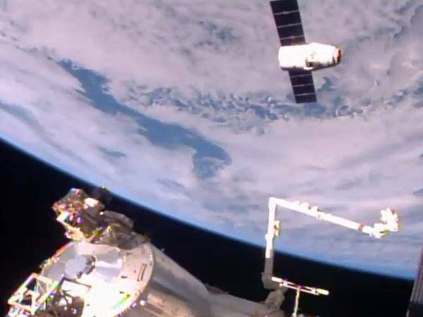 Tesla’s Elon Musk SpaceX Rocket Re-Launch Makes History