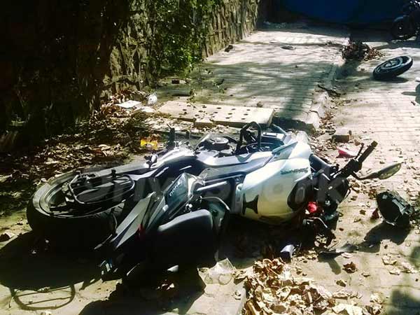 Bajaj Dominar And Hyosung GT 650 Collide Head-On — Not A Happy Ending
