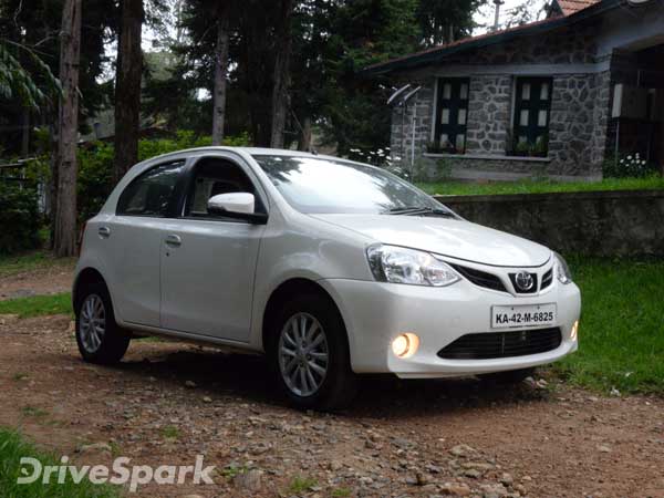 Survey Reveals White Is The World’s Preferred Car Colour