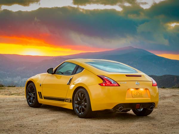 2018 Nissan 370Z Heritage Edition Revealed Ahead Of New York Auto Show