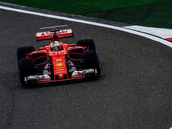 Lewis Hamilton Clinches Pole Position In F1 Chinese Grand Prix