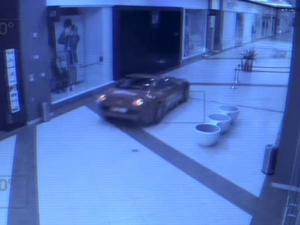 Watch A Russian Mayor Driving A Ferrari Recklessly At A Moscow Mall Watch A Russian Mayor Driving A Ferrari Recklessly At A Moscow Mall