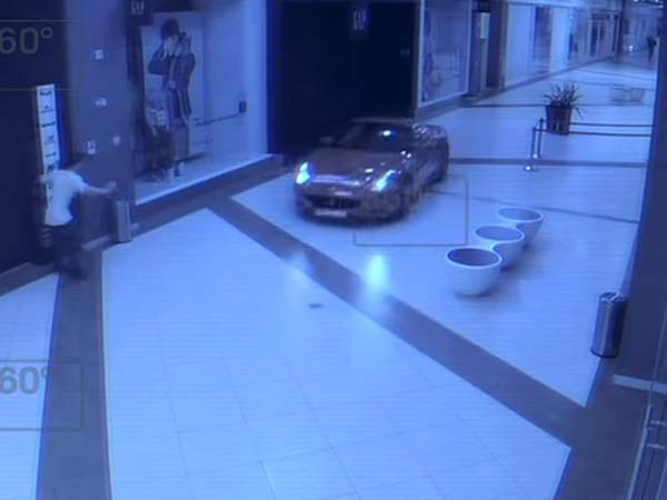 Watch A Russian Mayor Driving A Ferrari Recklessly At A Moscow Mall Watch A Russian Mayor Driving A Ferrari Recklessly At A Moscow Mall