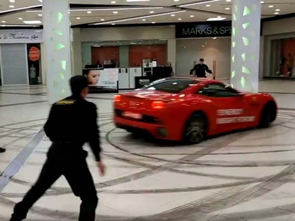 Watch A Russian Mayor Driving A Ferrari Recklessly At A Moscow Mall Watch A Russian Mayor Driving A Ferrari Recklessly At A Moscow Mall