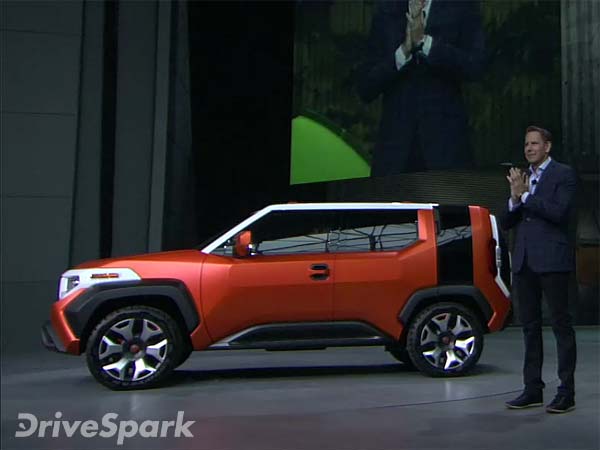 2017 New York Auto Show: Bizzare Toyota FT-4X Concept Revealed 2017 New York Auto Show: Bizzare Toyota FT-4X Concept Revealed