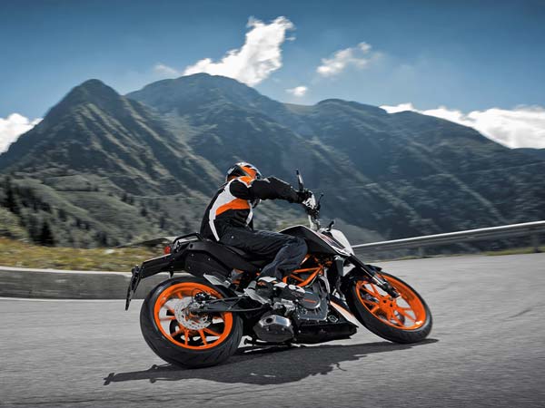 Can You Still Buy A KTM Duke 390 BS-III Model? Here Is Your Answer Can You Still Buy A KTM Duke 390 BS-III Model? Here Is Your Answer