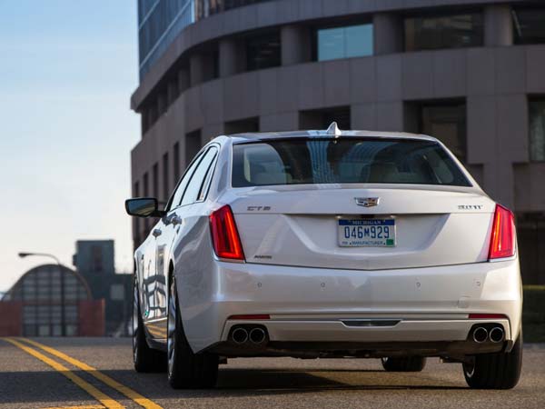 New Cadillac CT6 First To Feature Hands Free Driving Tech For Highway
