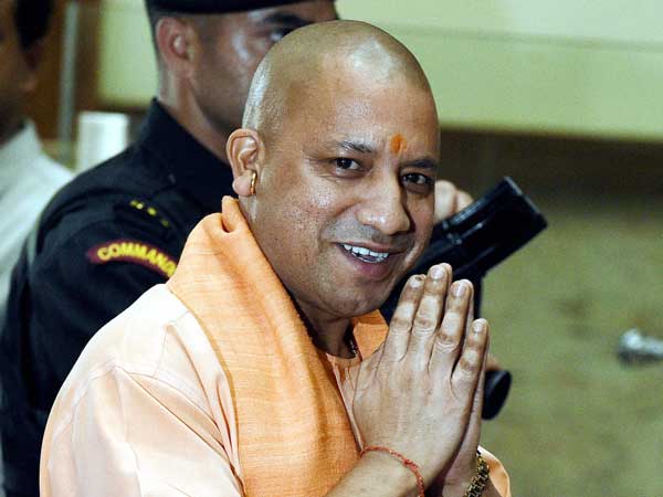 Chief Minister’s Motorcade Car Towed Away For Parking In The Wrong Place