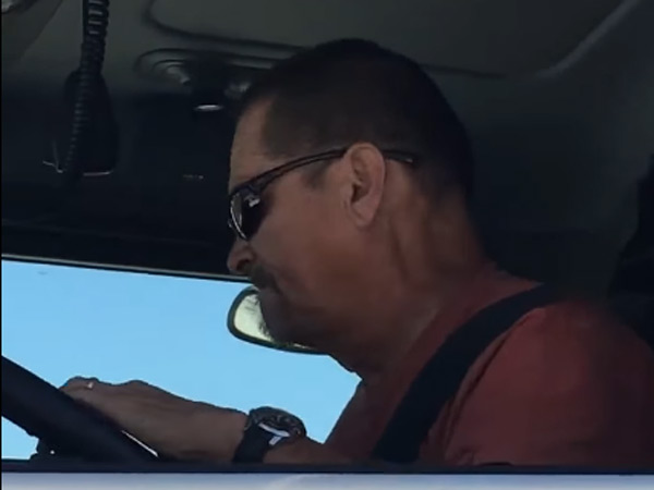 Video: A Truck Drag A Car And Its Driver After An Accident