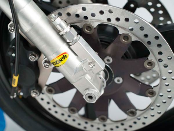 Suzuki GSX-1100 SD Katana By Team Classic Suzuki Brings Old Memories Back