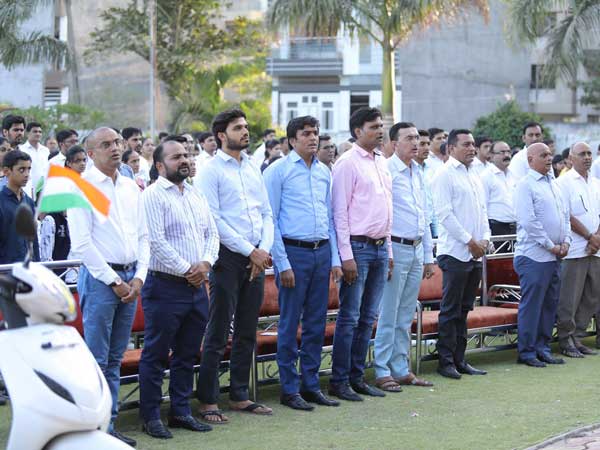 Surat: Businessman Gifts 125 Honda Activa To Employees